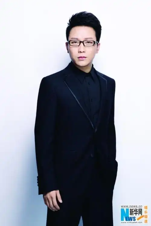 李玉刚男装图片,不要网址