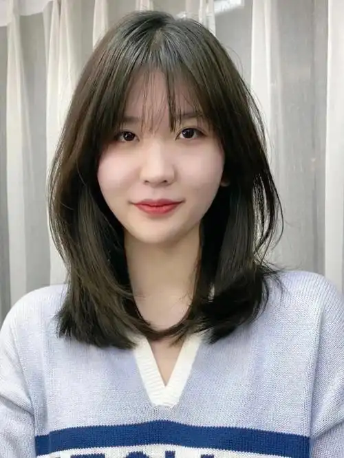 适合所有脸型的锁骨发推荐适合18到35岁的锁骨发发型女生最显气质