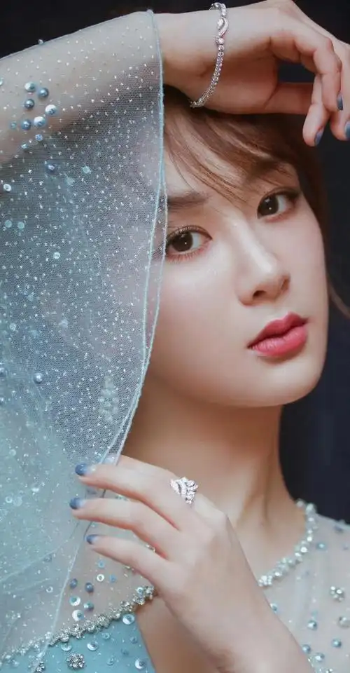 精灵仙秀——杨紫全图写真合集