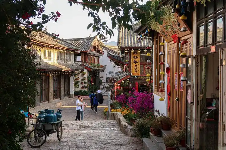 大理古城,中西合并的文化风格 大理古城位于云南省大理白族自治州大理