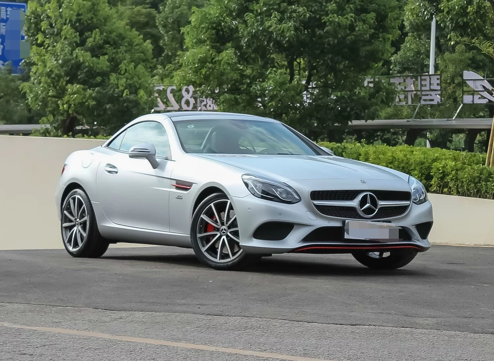 驾驶起来很拉风的奔驰slc级slc 260 朱颜特别版