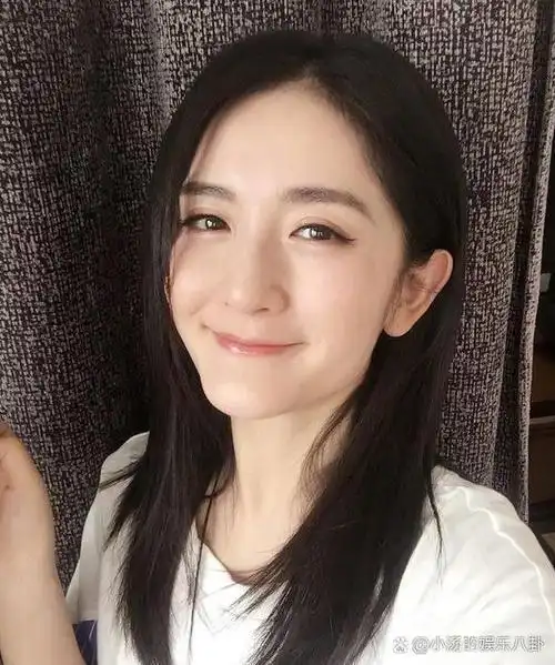 谢娜孕味十足,爱情事业双丰收,娱乐圈独立女性典范 近期,有网友曝光了