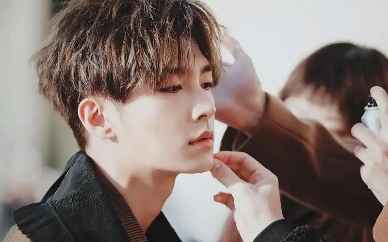 炎亚纶让人无限循环播放的心空片段个人向