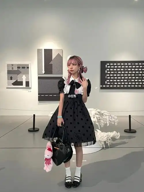 dollydot黑色波点娃娃