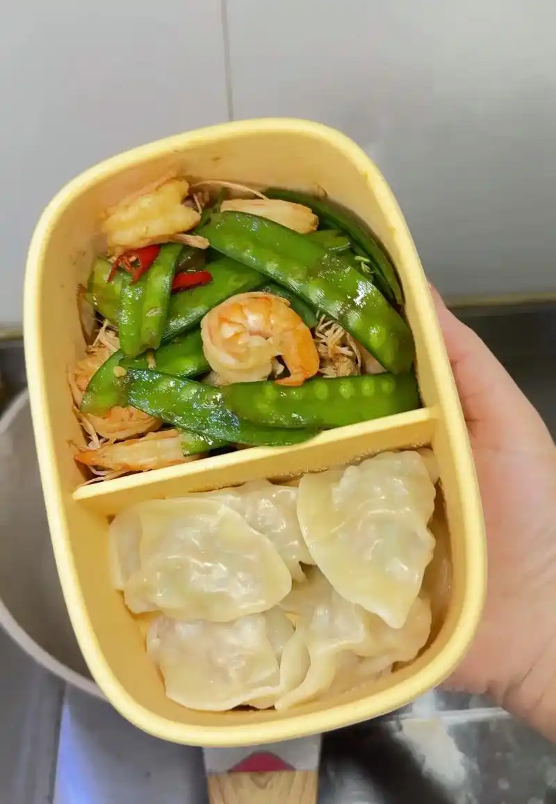 热量可以看我主页 今天是减肥第八天,今天吃的视频还没编辑好,打算