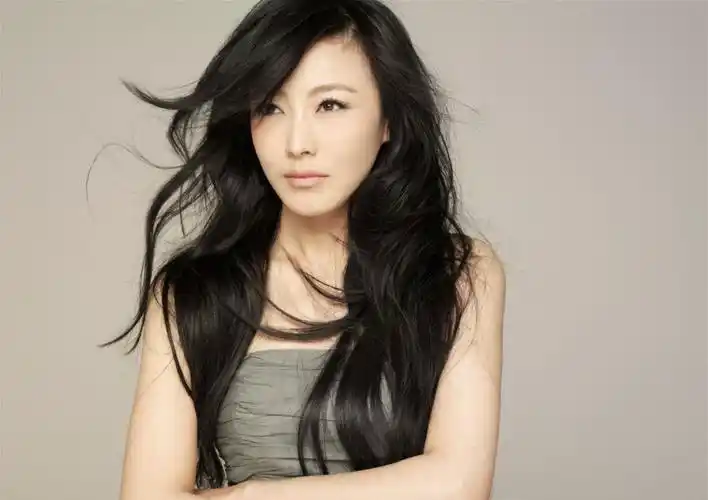 四十年四十首歌——徐千雅《来了就是深圳人》