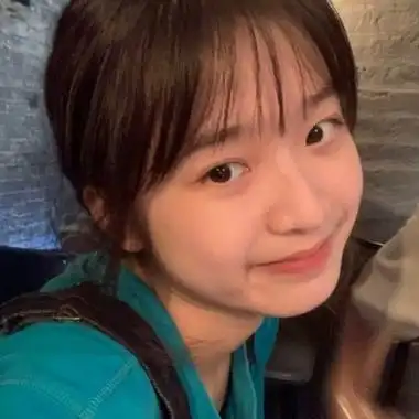 网恋头像女生真人高清真实头像女生活照网恋图片