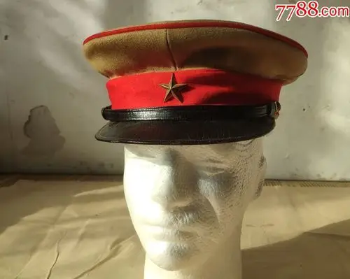 二战鬼子日本将校大正盖帽