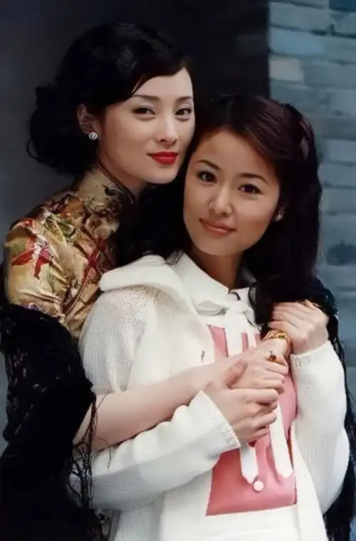 梅艳芳|同样是演顾曼璐,把蒋勤勤,梅艳芳和刘嘉玲放一起,差距就出来了