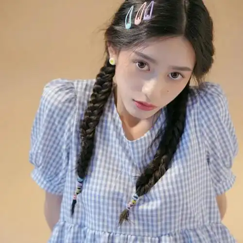 头像女生喜欢要双向恋爱要开心