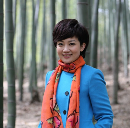 然而令人匪夷所思的是,现在的央视美女主持中,未婚大龄女有好几位