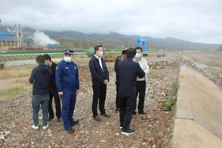 景建红带队检查"五一"节前安全生产工作_漳县_企业_要求