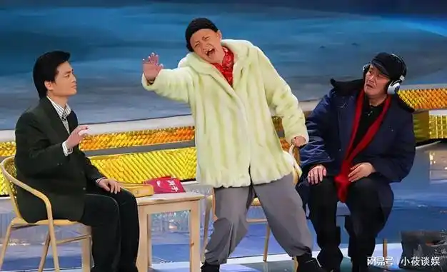 虽说第一年上春晚的宋丹丹凭借着《懒汉相亲》,获得了1989年小品类