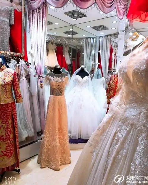 迎泽区开化寺婚纱店旺铺转让