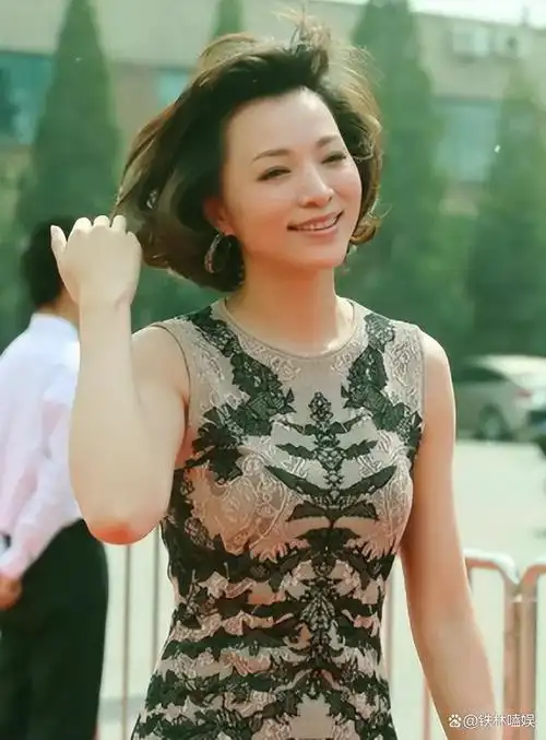 分手17年,再看董卿与程前的境遇,才发现他们可能真的不是一路人