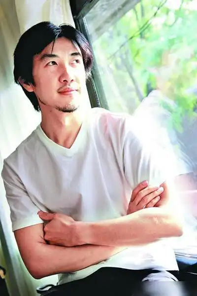 鄢颇|汪小菲|章子怡_网易订阅