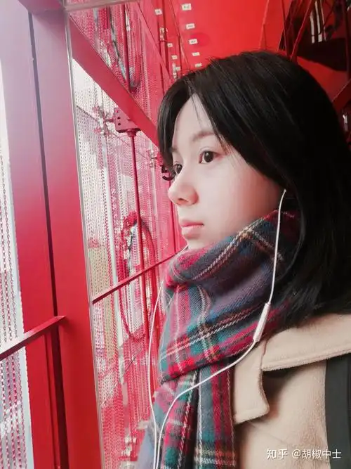 有哪些可爱女生的素颜照