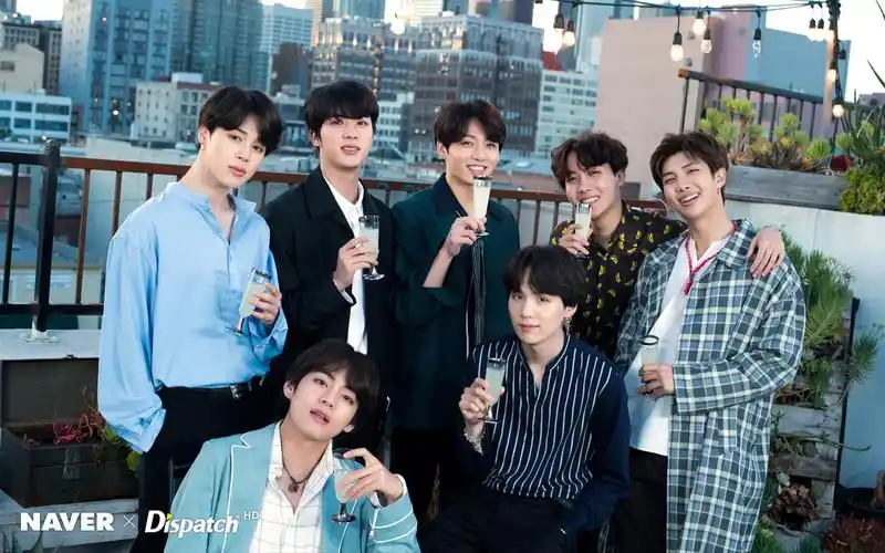 防弹少年团五周年快乐