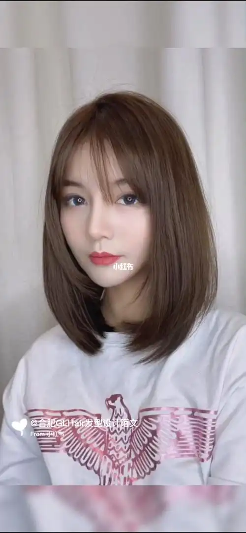 时尚经验偏分锁骨发免打理锁骨发发型