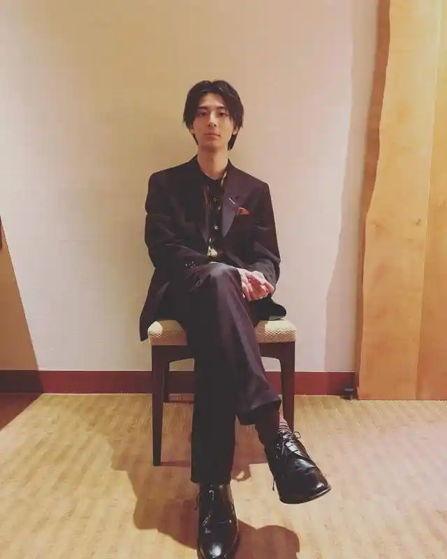 10位"身高低于170cm"的日本男演员