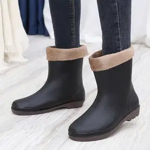 时尚款外穿防水鞋雨鞋雨靴女冬季加绒棉套鞋轻便防滑水靴厨房胶鞋