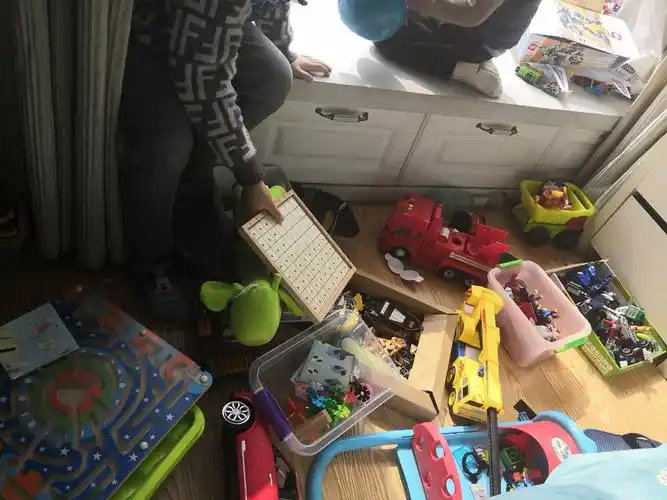 李鉴洋寒假家务篇玩具角落整理行动