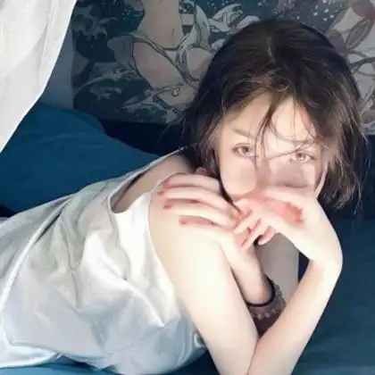 女生头像招桃花御姐 高清好看的招桃花女生头像时尚高冷图片_女生头像