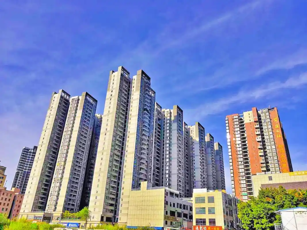 深圳宝安松岗二手房出售.出售,深圳宝安松岗二小中学旁边 94 - 抖音