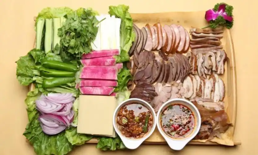 熏酱豪华大拼盘图片