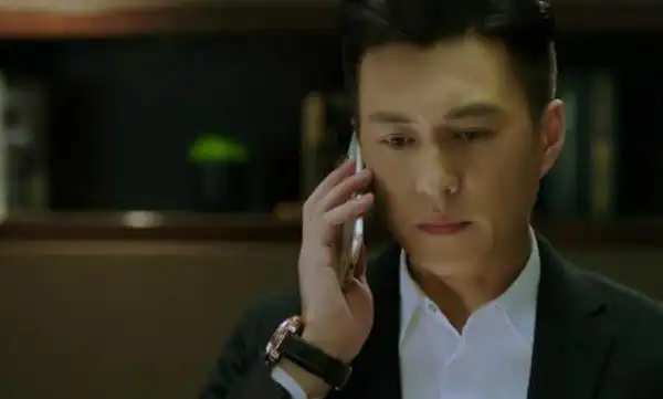 贺涵这么渣还是爱!《我的前半生》贺涵与靳东的统一性与虚幻性