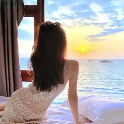 女生海边背影头像唯美 高清漂亮女人看海的背影图片头像_女生头像