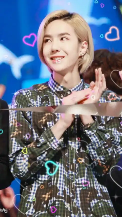 王一博#15岁的一博真的是神仙颜值好漂亮