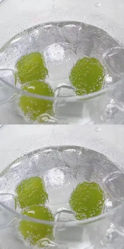 分享一些简约干净的聊天背景图