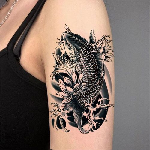 刹车印锦鲤花臂纹身贴 招财割线男女防水纹身贴线条鲤鱼持久逼真