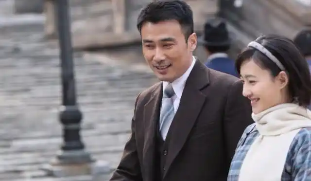 低调了20年柳云龙妻子终曝光网友难怪和陈数擦不出爱火