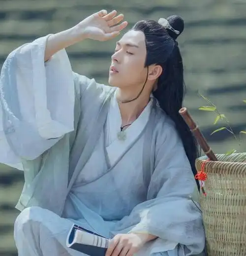 古代也有饭圈文化?为了见李白一面,他追赶了3000里路