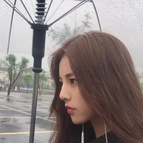 玩网图 网红 软妹 女神 头像 女生 酷 喜欢关注我(图片来源wb)