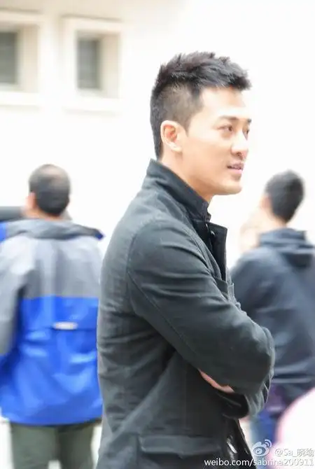 林峰这个发型叫什么吖! 很帅气很喜欢 想去剪不知道叫什么?