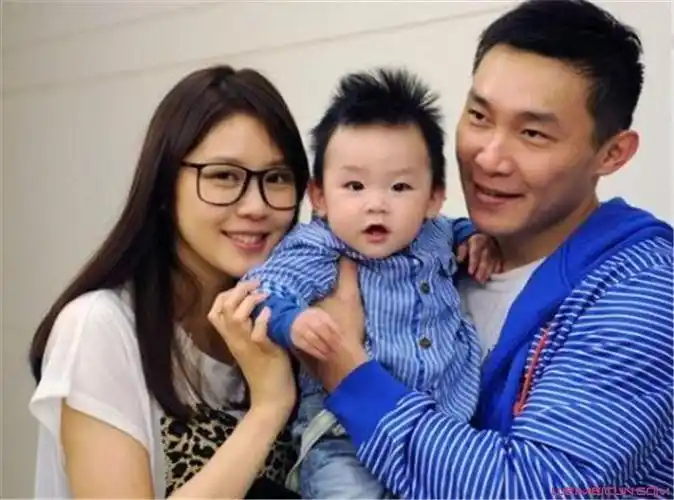 台湾艺人严立婷离婚了吗 自曝受到家暴