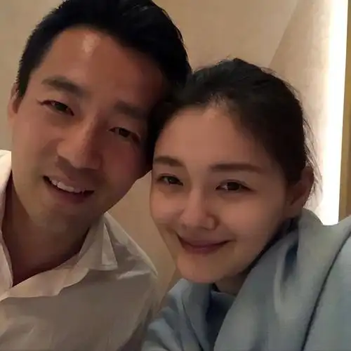 汪小菲与大s是一见钟情,当时两人没见过几次面就直接结婚了.