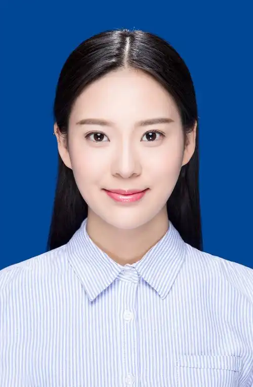 摄影师庞俊雪的肖像写真作品《最美证件照样片 庞大师肖像系统》