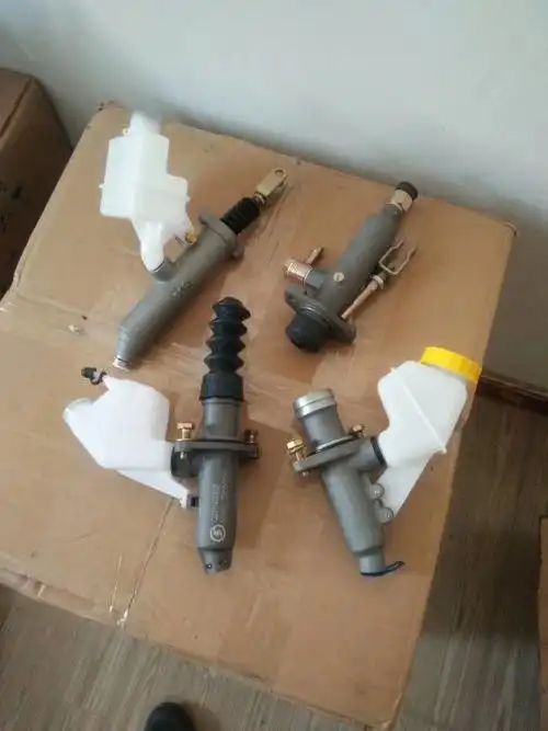 陕汽德龙原厂离合器分泵离合器总泵生产厂家