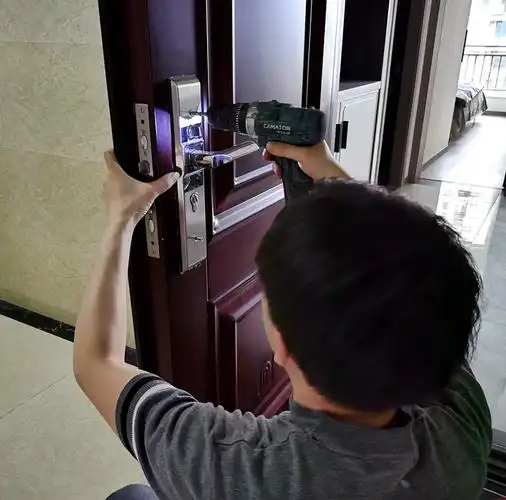 笔者发现华为hilink voc智能门锁x11这款智能锁支持免费上门,免费安装