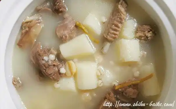 石斛山药百合猪骨汤的做法_最专业的石斛知识网站【石斛百科网】