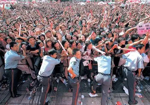 一个三无自媒体人为了吸粉,进了所谓互粉群的奇葩经历.