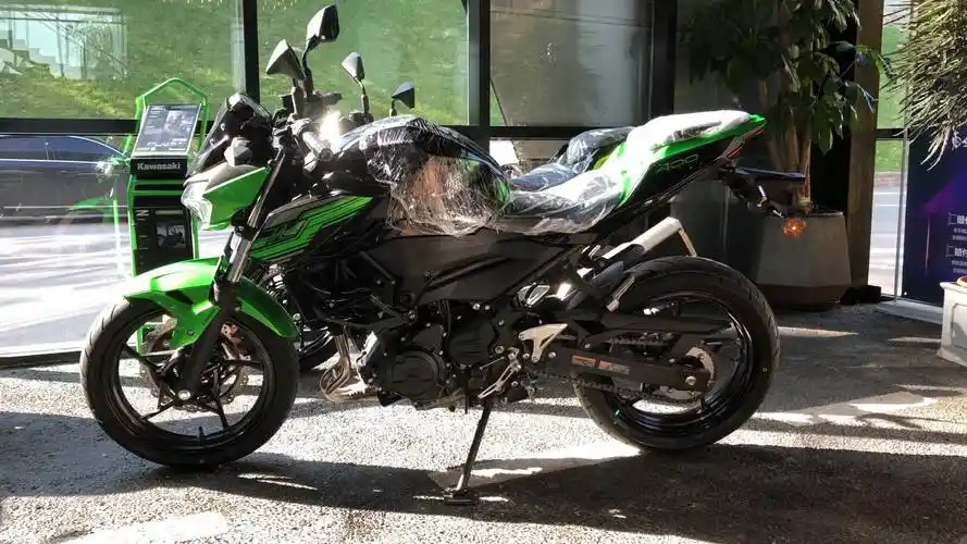 2019 kawasaki z400 川崎z400 静态实拍