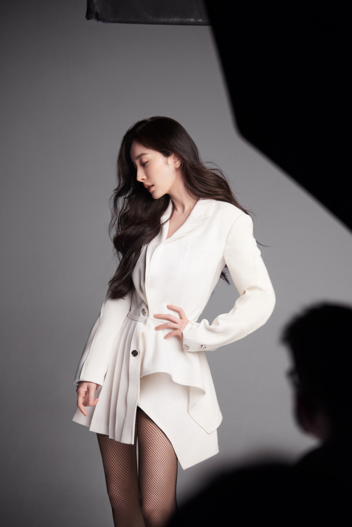 杨幂|2021calzedonia7891