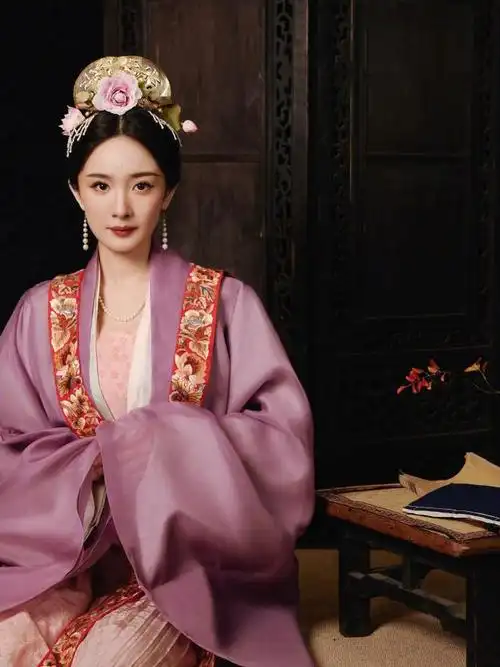 杨幂解锁多种风格古装好漂亮尤其是唐装造型好惊艳雍容华贵