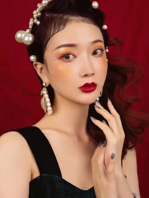 晚宴新娘造型分享