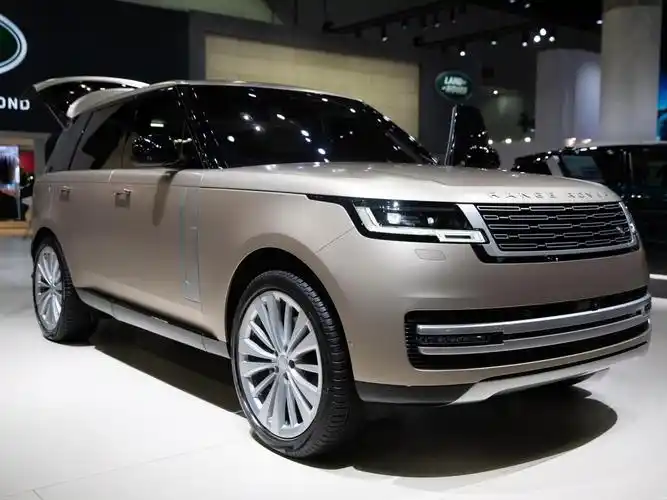 路虎揽胜2022款报价及图片 2022款路虎揽胜最新款价格 - 网络编辑之家